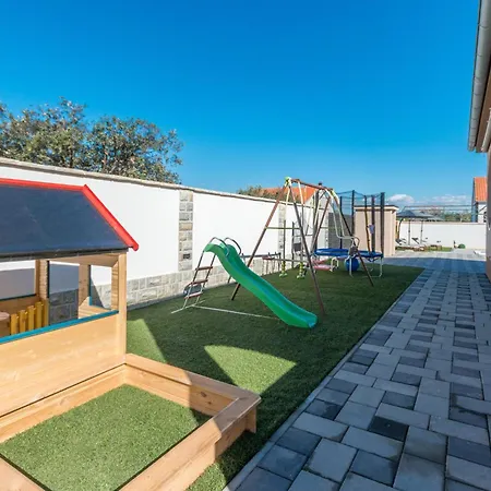 Lovely In Biograd Na Moru