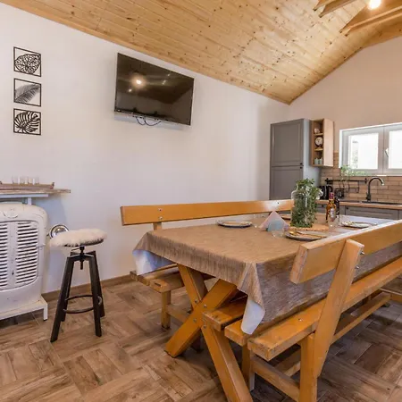Amazing Home In Biograd Na Moru