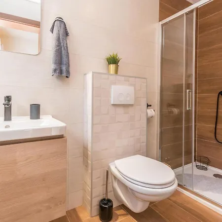 Amazing Home In Biograd Na Moru Biograd Na Moru