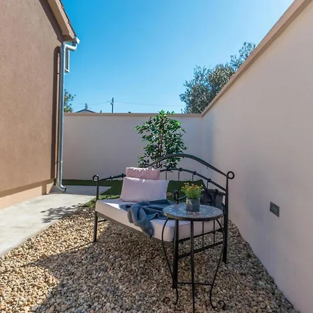 Amazing Home In Biograd Na Moru *