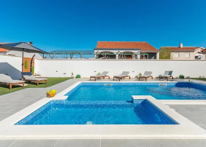 Lovely In Сasa de vacaciones