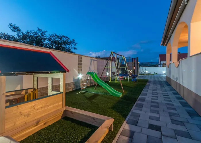 Lovely In * Biograd Na Moru